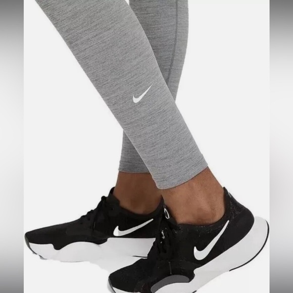 Women’s NEW WITH TAG, Nike One Tight Fit, Mid Rise, Full Length Leggings - Picture 4 of 10